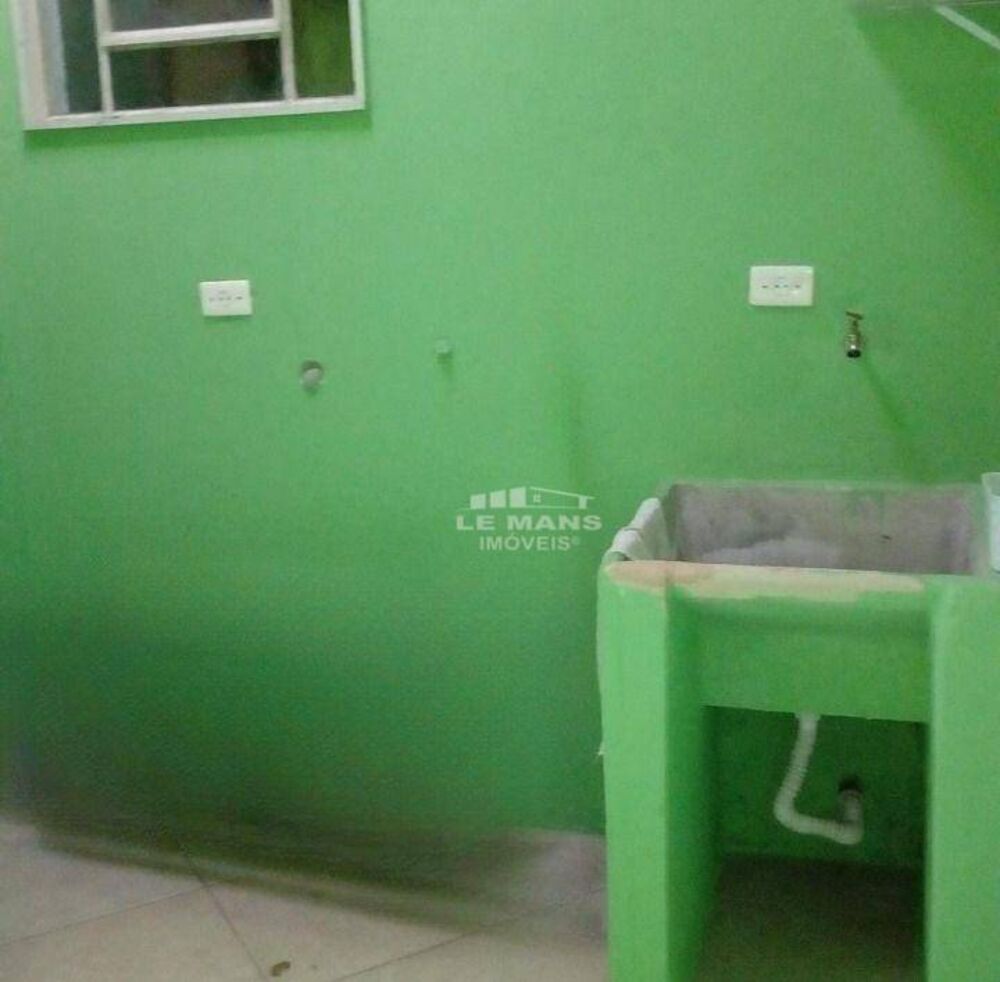 Casa à venda com 2 quartos, 69m² - Foto 8
