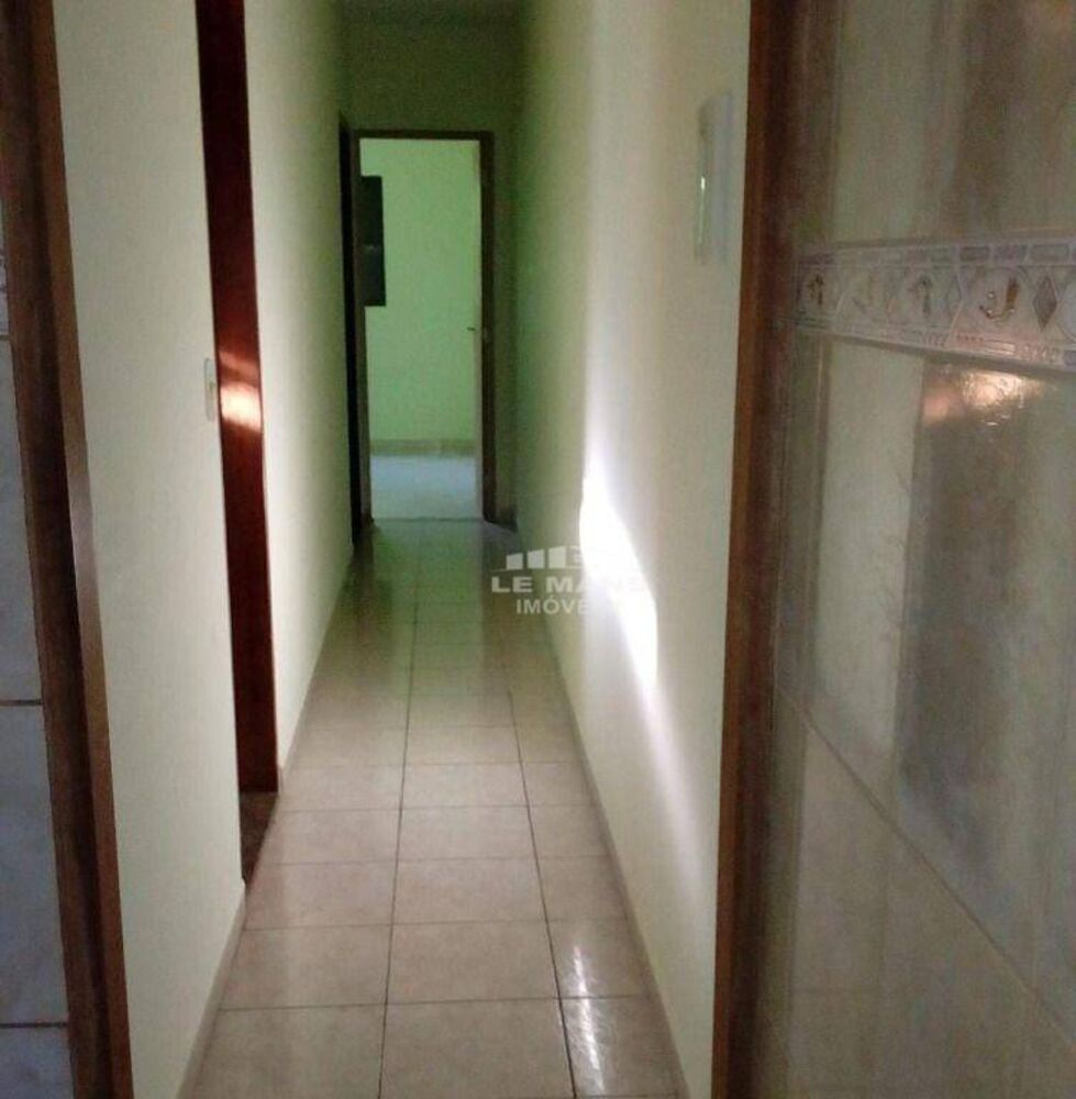 Casa à venda com 2 quartos, 69m² - Foto 6