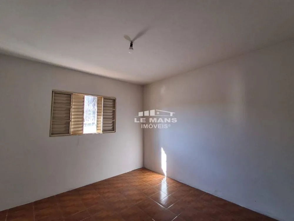 Casa, 3 quartos, 142 m² - Foto 2