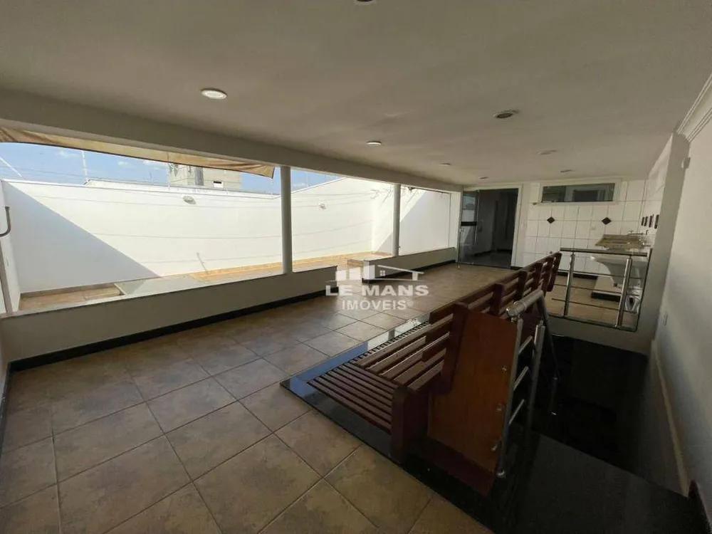 Casa, 3 quartos, 227 m² - Foto 10
