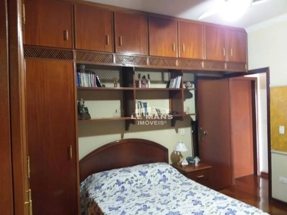 Casa, 3 quartos, 226 m² - Foto 10