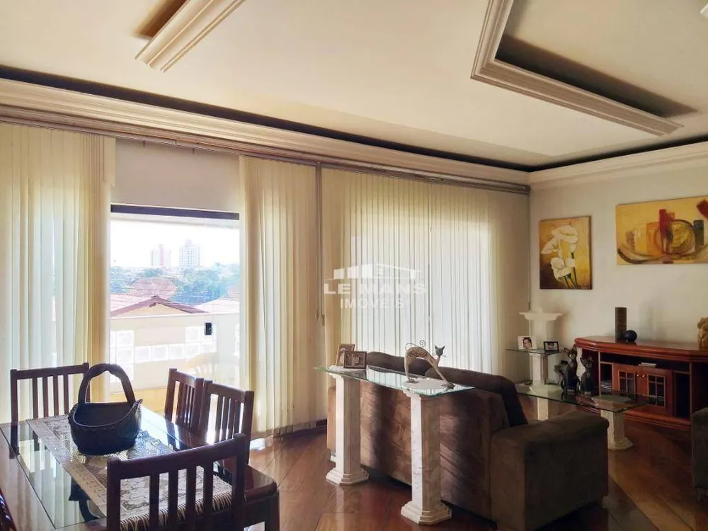 Casa, 3 quartos, 226 m² - Foto 9
