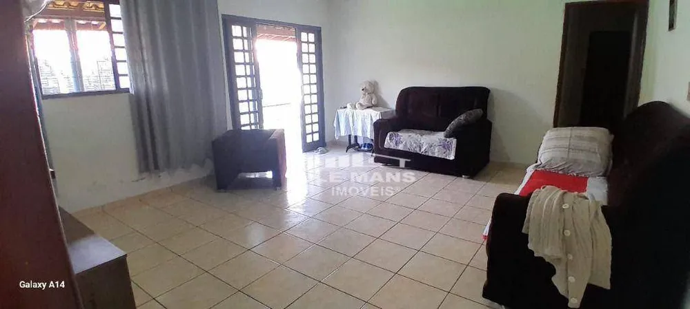 Chácara, 6 quartos, 1000 m² - Foto 3