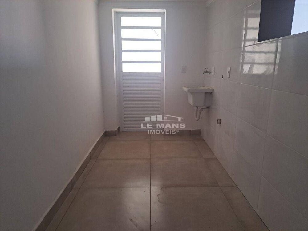 Casa, 3 quartos, 180 m² - Foto 11