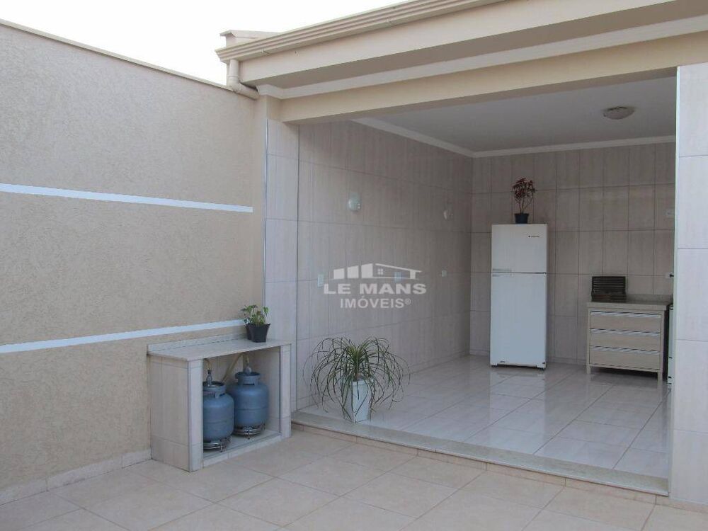Casa, 4 quartos, 250 m² - Foto 9