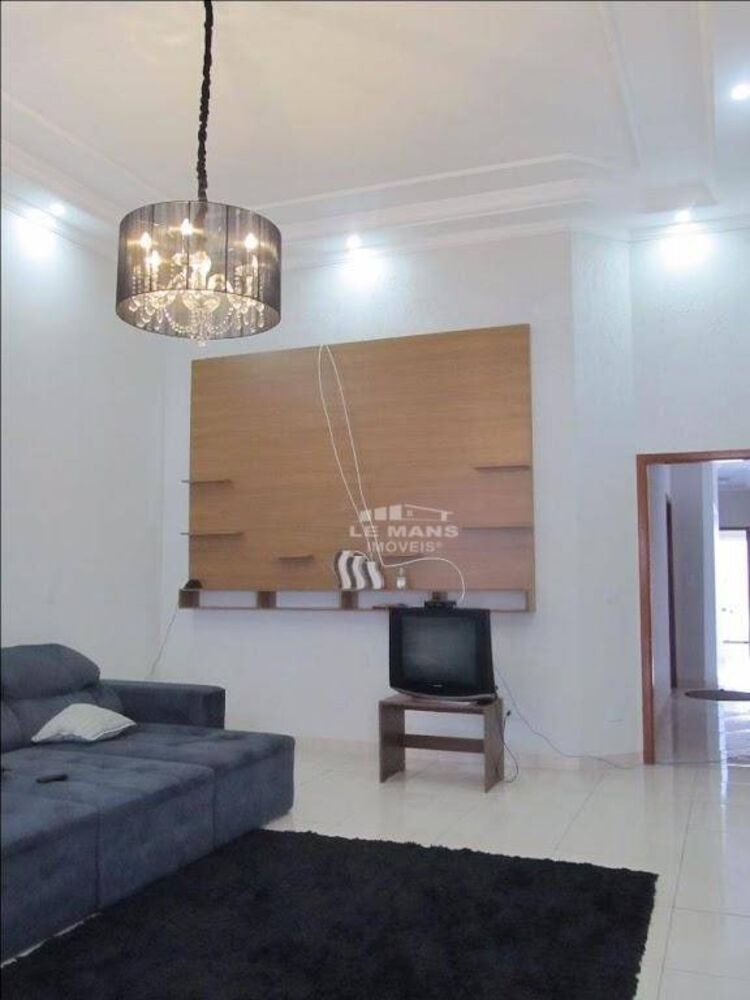 Casa, 4 quartos, 250 m² - Foto 3