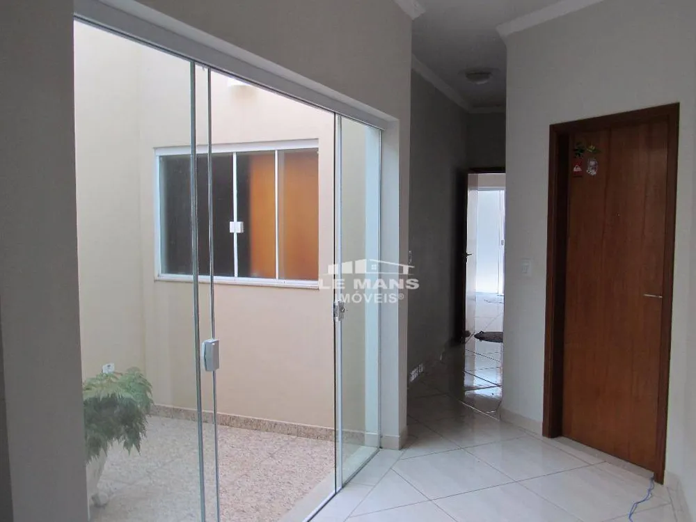 Casa, 4 quartos, 250 m² - Foto 14
