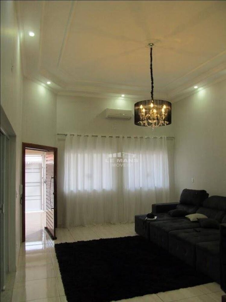 Casa, 4 quartos, 250 m² - Foto 2