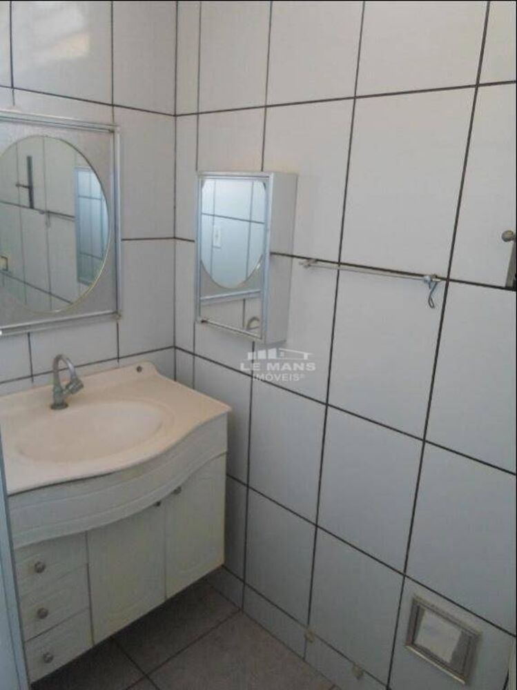 Casa à venda com 3 quartos, 70m² - Foto 6