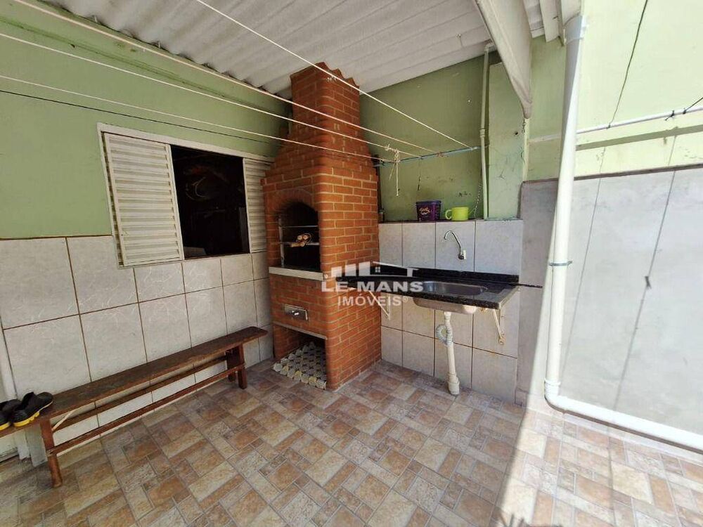 Casa, 3 quartos, 155 m² - Foto 2