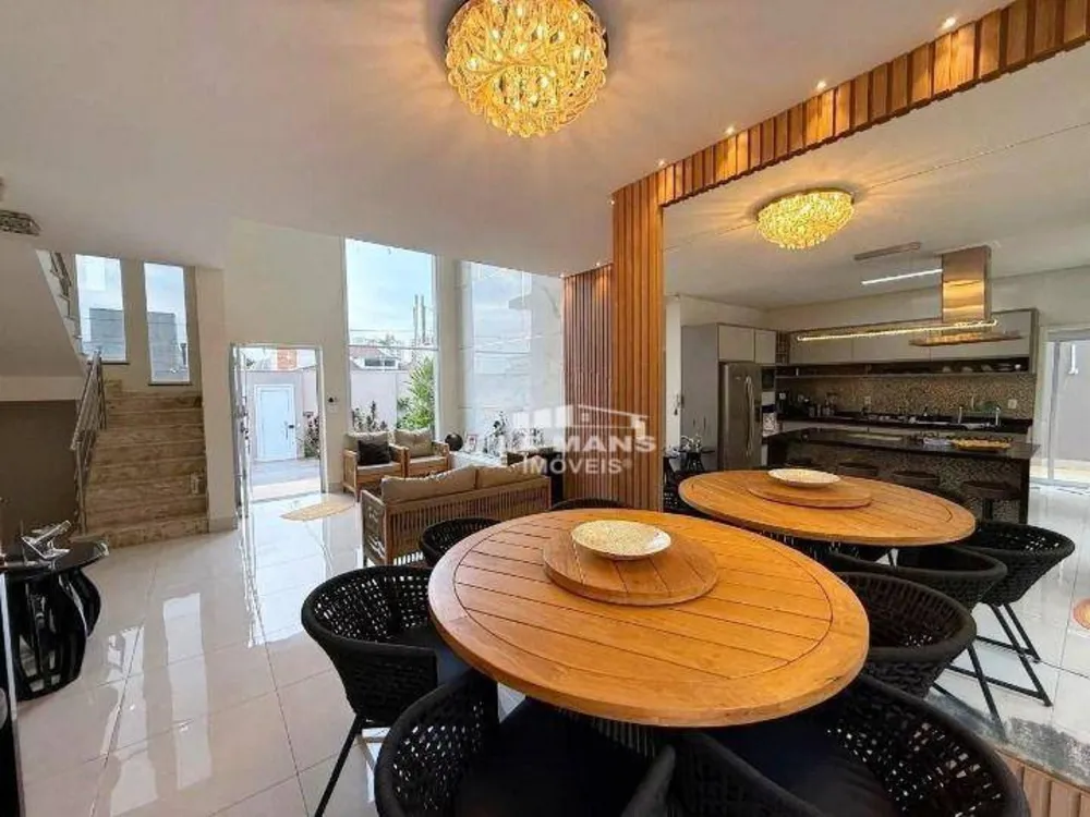 Casa, 3 quartos, 227 m² - Foto 3