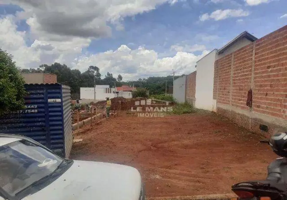 Terreno, 202 m² - Foto 1