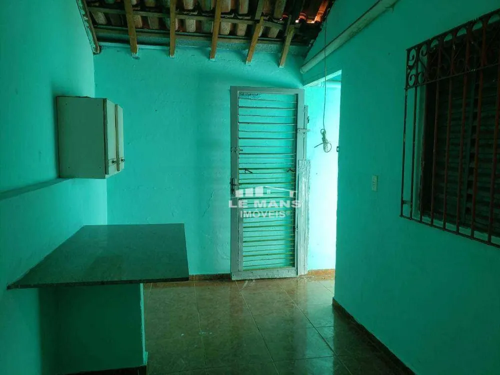 Casa, 2 quartos, 67 m² - Foto 1