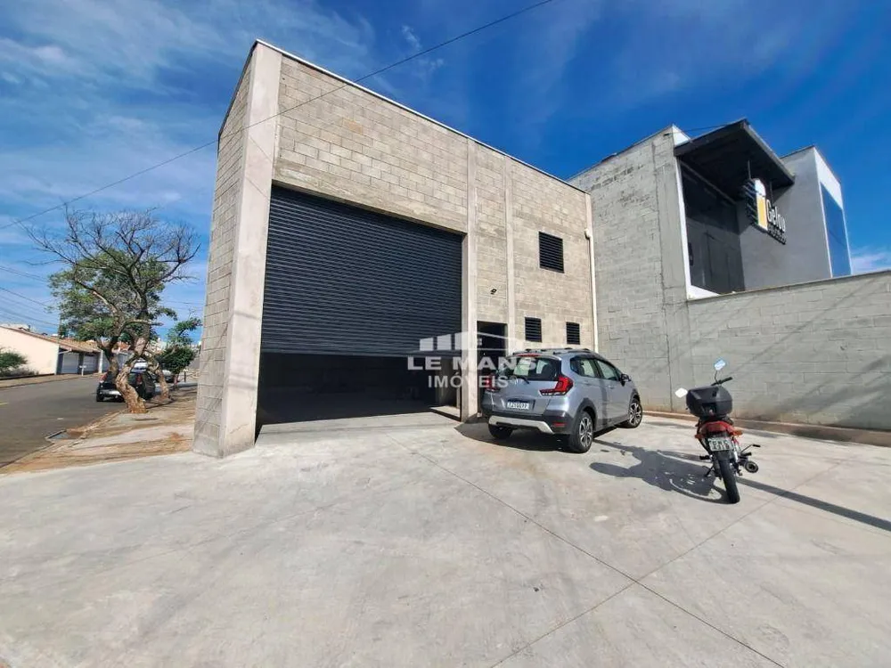 Depósito-Galpão, 250 m² - Foto 1