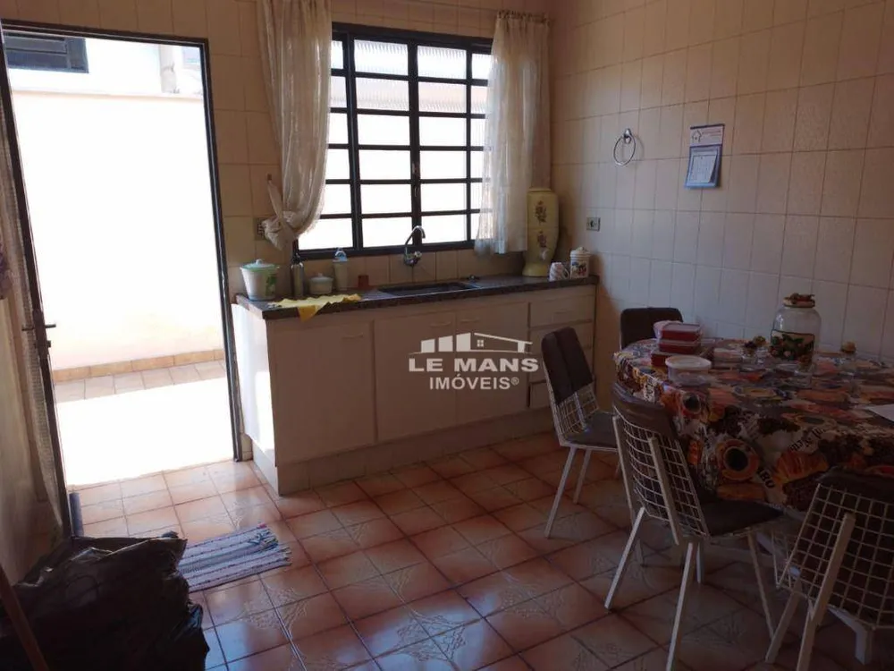 Casa, 3 quartos, 145 m² - Foto 10