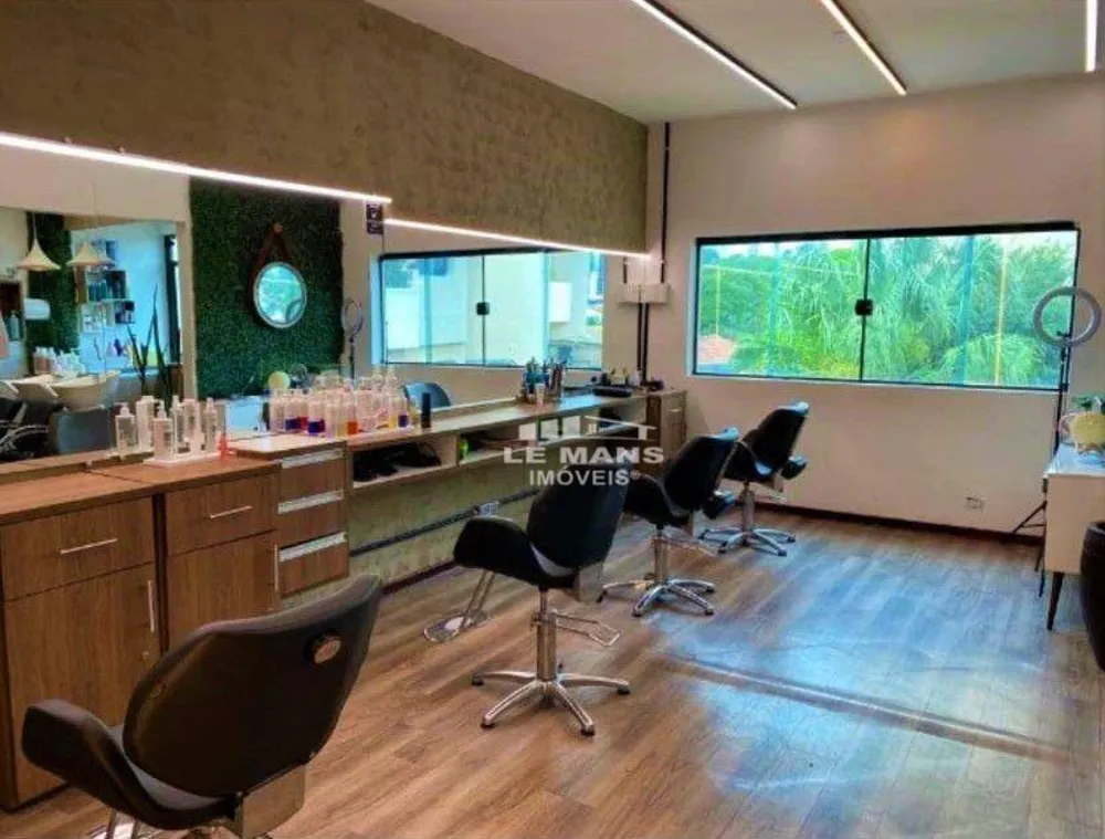 Loja-Salão, 247 m² - Foto 1