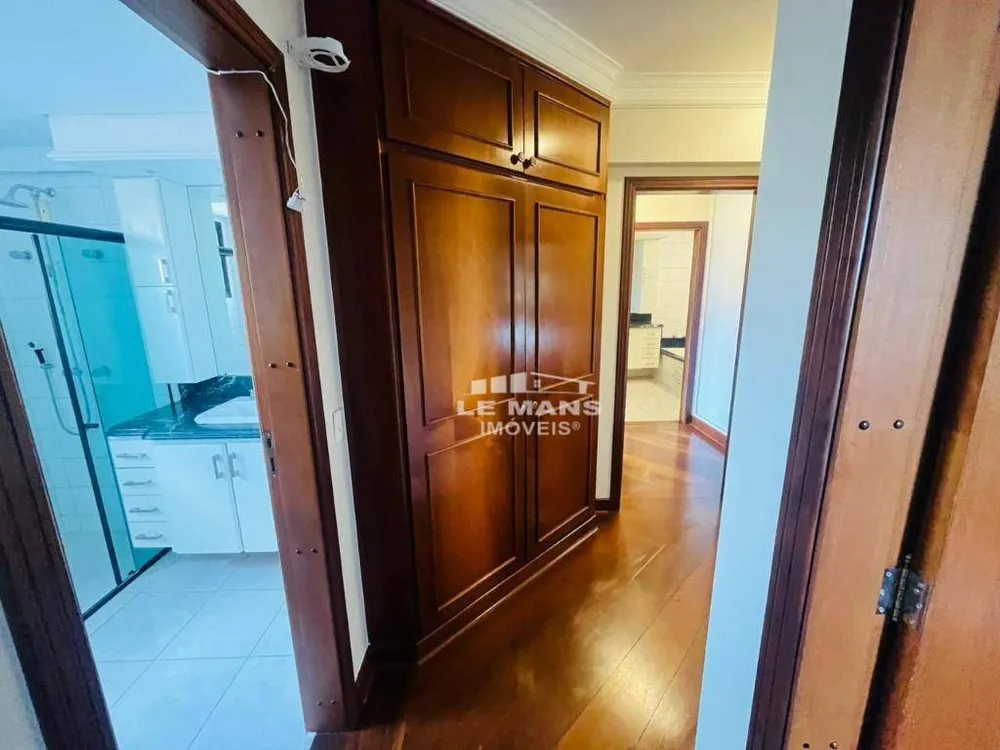 Apartamento, 3 quartos, 218 m² - Foto 5