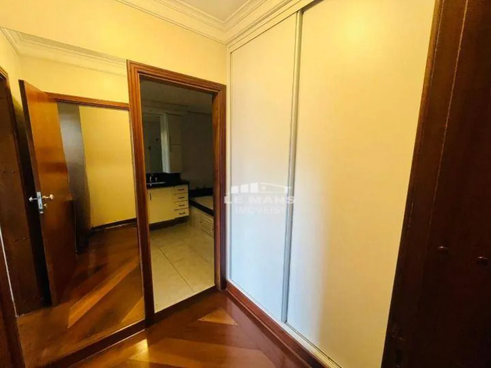Apartamento, 3 quartos, 218 m² - Foto 4