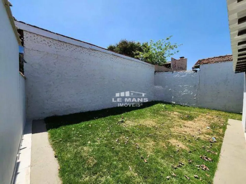 Casa, 3 quartos, 200 m² - Foto 11