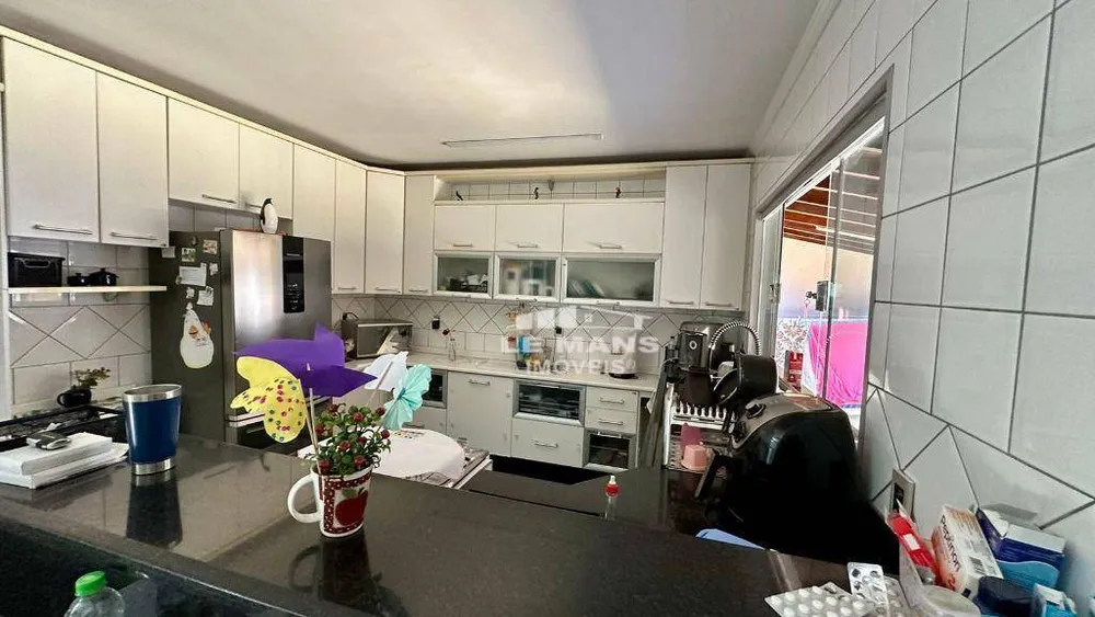Casa, 3 quartos, 270 m² - Foto 3