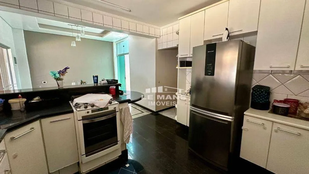 Casa, 3 quartos, 270 m² - Foto 2