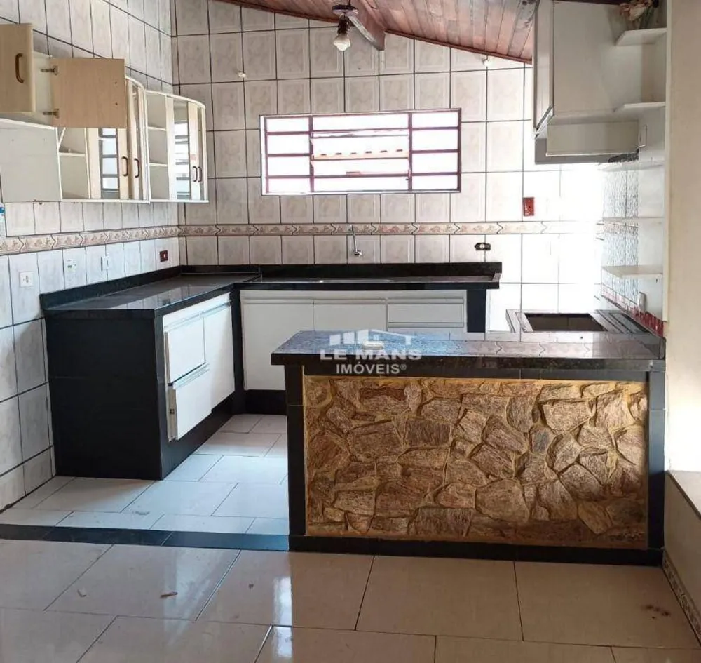 Casa, 2 quartos, 47 m² - Foto 1