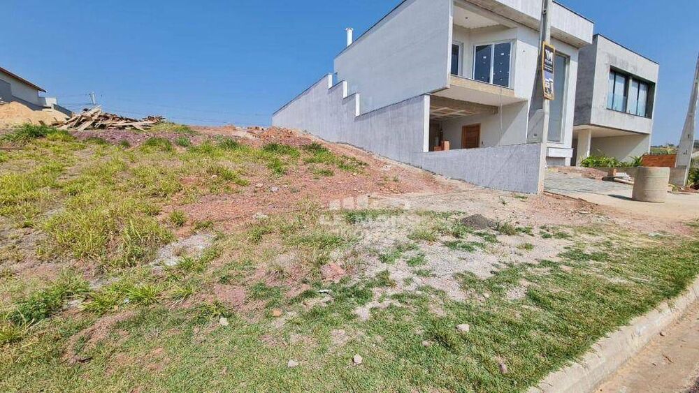 Loteamento e Condomínio, 260 m² - Foto 1