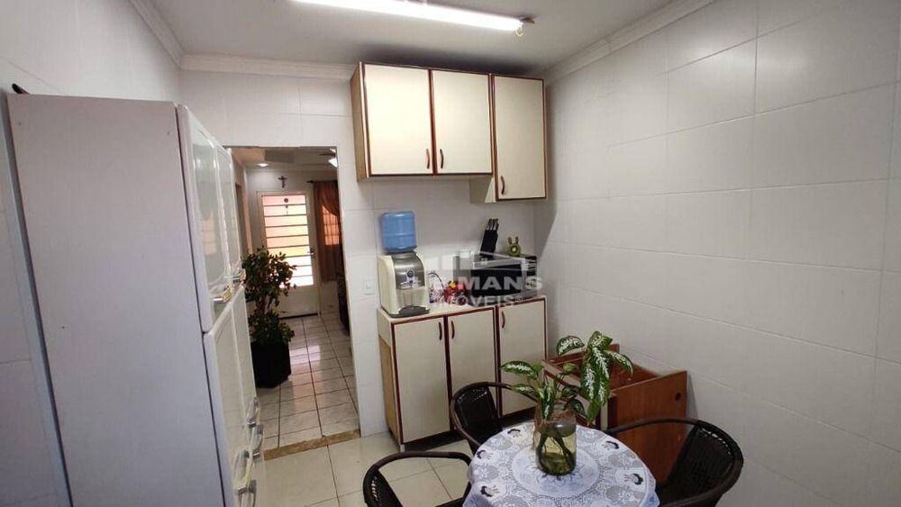 Casa à venda com 2 quartos, 85m² - Foto 9