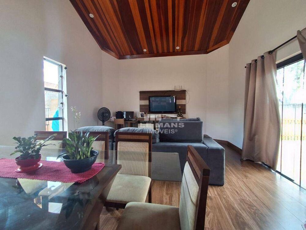 Chácara, 3 quartos, 1000 m² - Foto 1