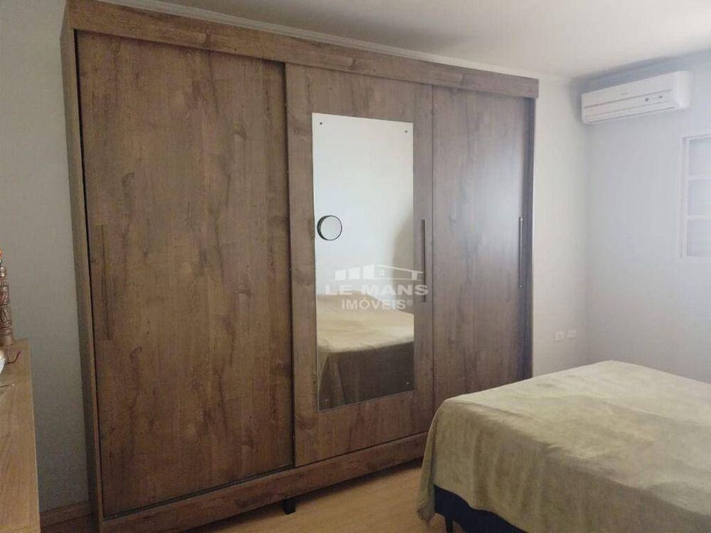 Casa, 3 quartos, 126 m² - Foto 1