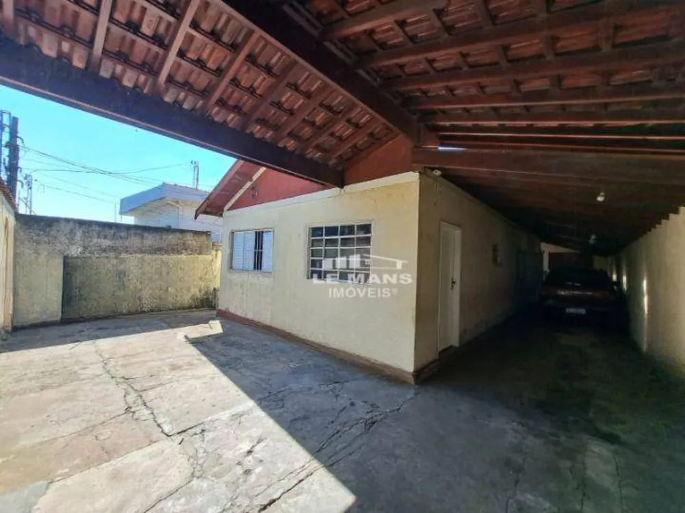 Casa, 5 quartos, 173 m² - Foto 2
