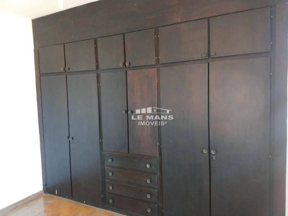 Casa, 4 quartos, 253 m² - Foto 2