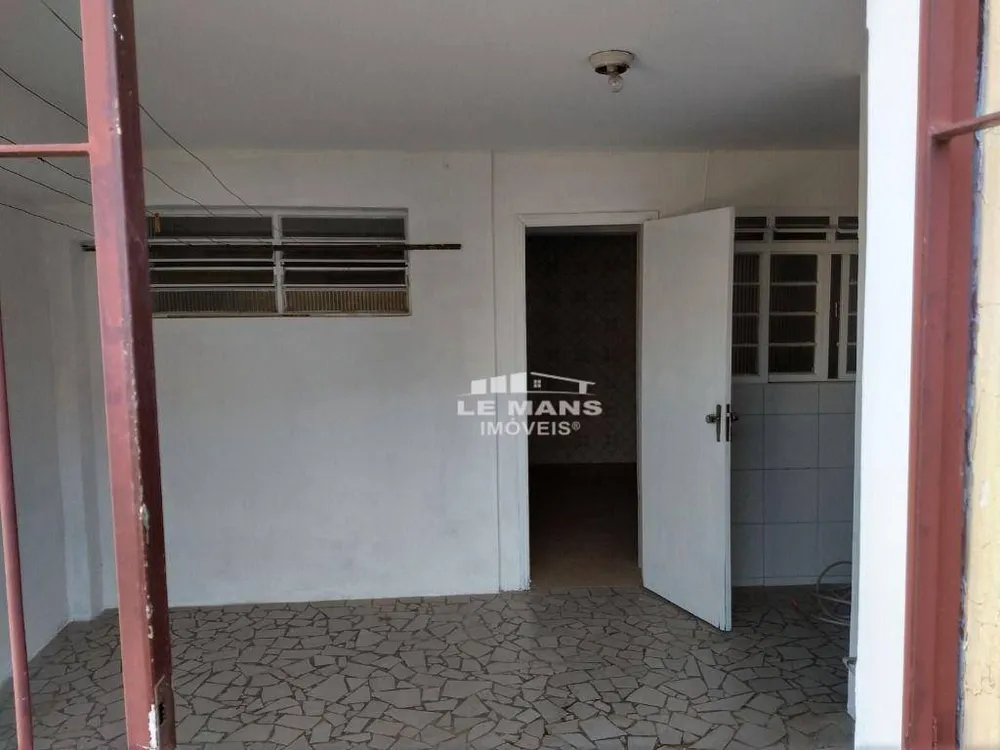 Casa, 4 quartos, 253 m² - Foto 7
