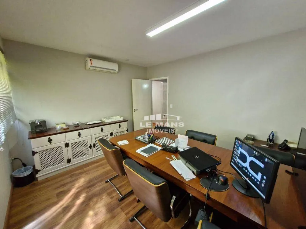 Casa, 3 quartos, 266 m² - Foto 8