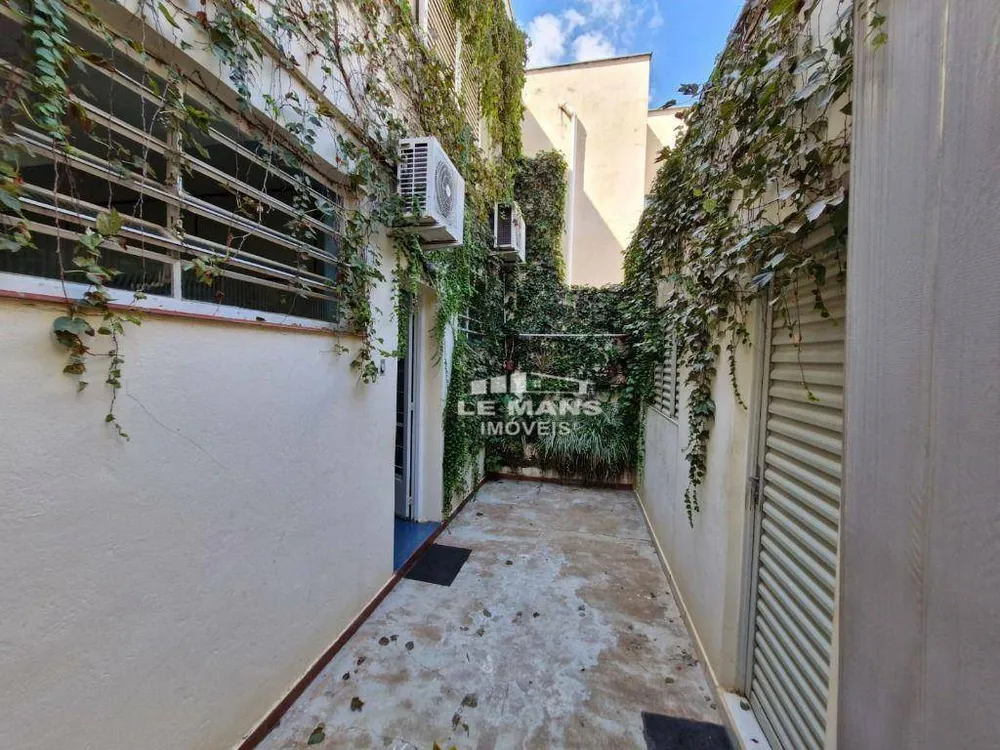 Casa, 3 quartos, 266 m² - Foto 1