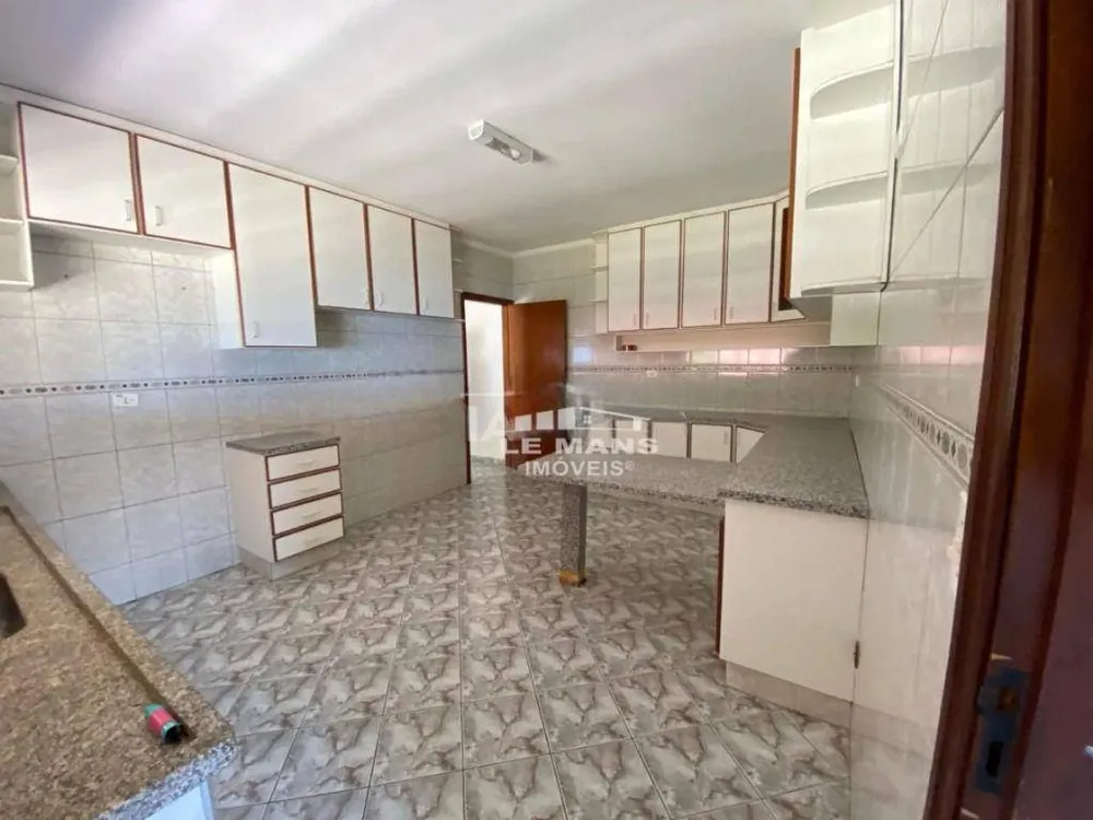 Chácara, 3 quartos, 1030 m² - Foto 8
