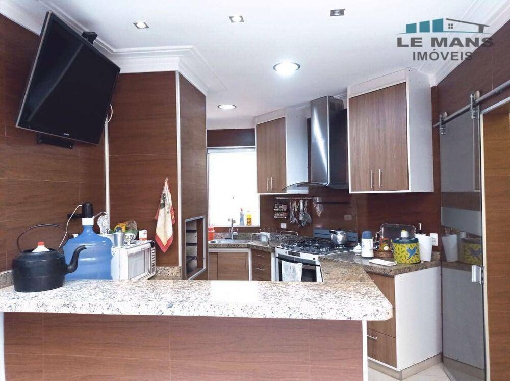 Casa à venda com 3 quartos, 197m² - Foto 2