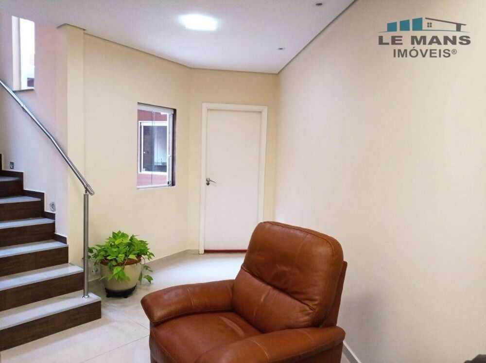 Casa à venda com 3 quartos, 197m² - Foto 5