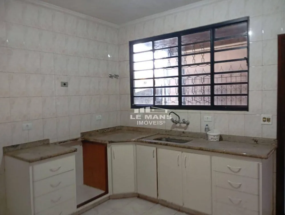 Casa, 3 quartos, 256 m² - Foto 7
