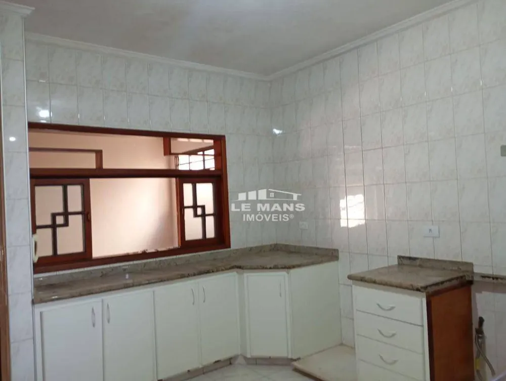 Casa, 3 quartos, 256 m² - Foto 6