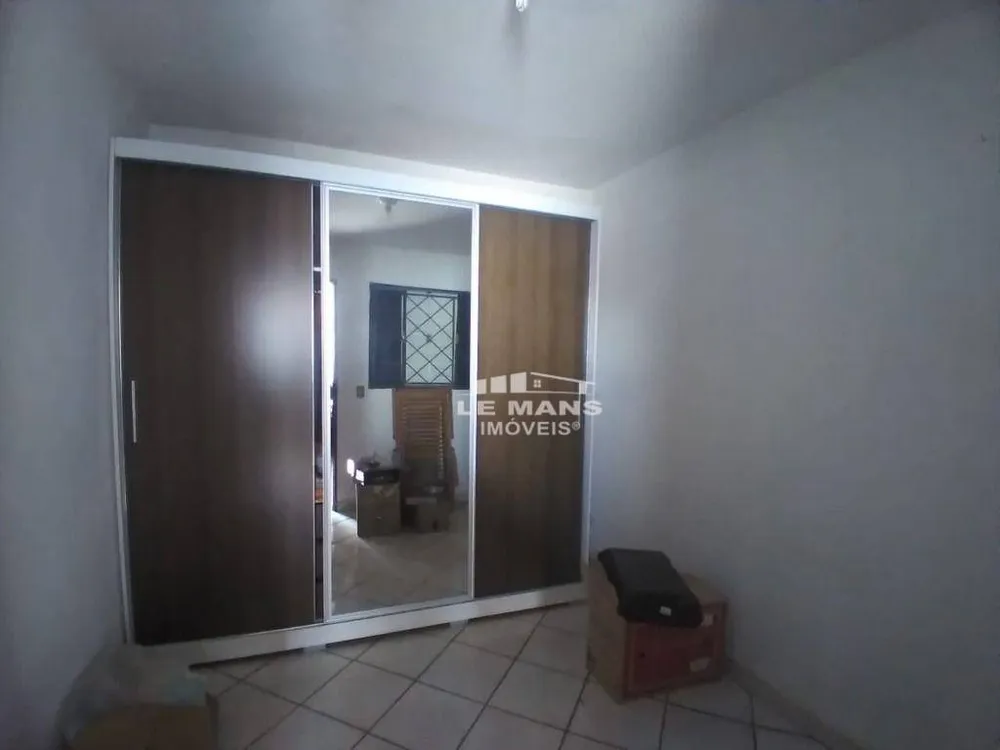 Casa, 4 quartos, 145 m² - Foto 1