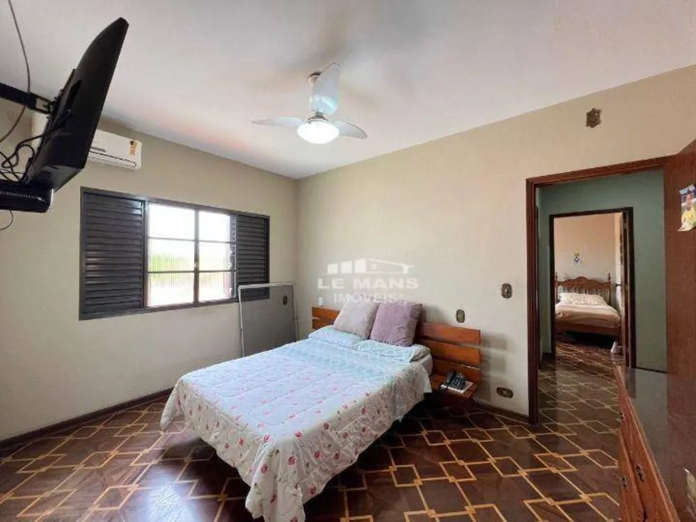 Casa, 3 quartos, 275 m² - Foto 9