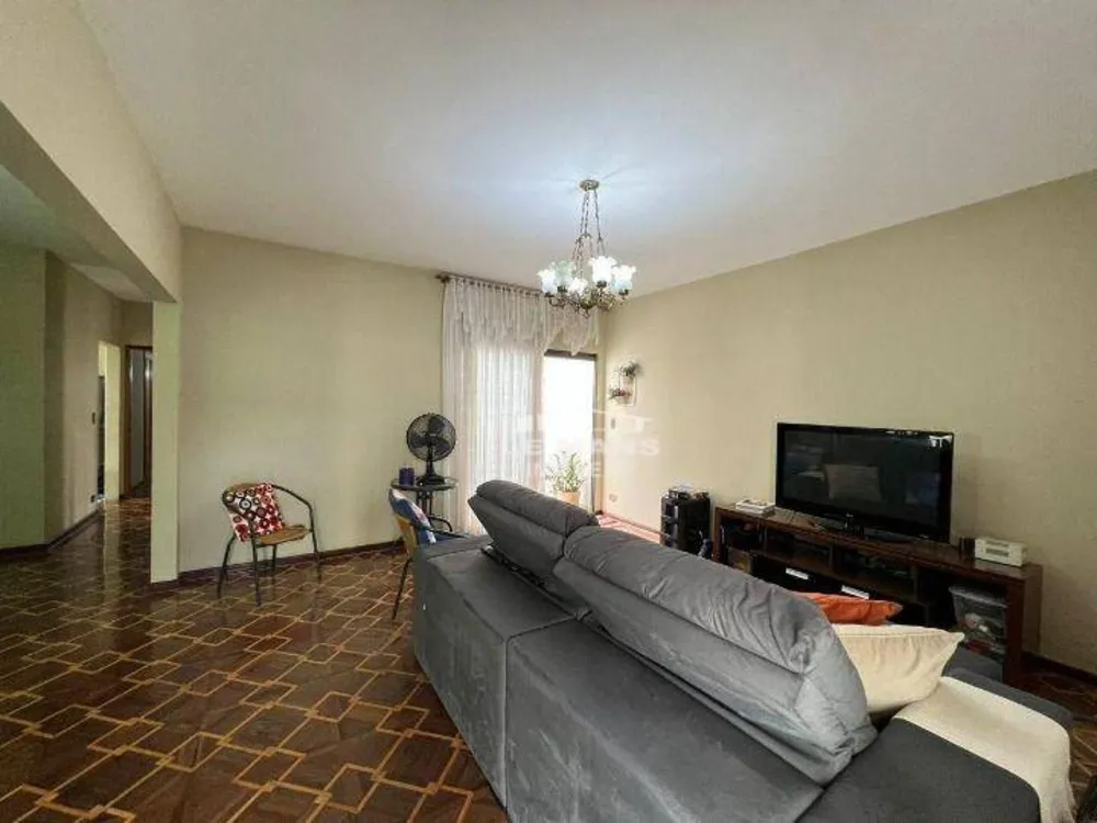 Casa, 3 quartos, 275 m² - Foto 2