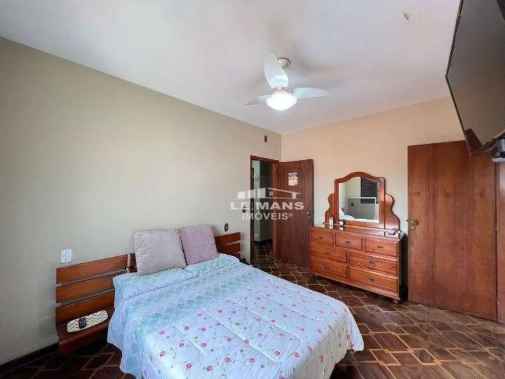 Casa, 3 quartos, 275 m² - Foto 8