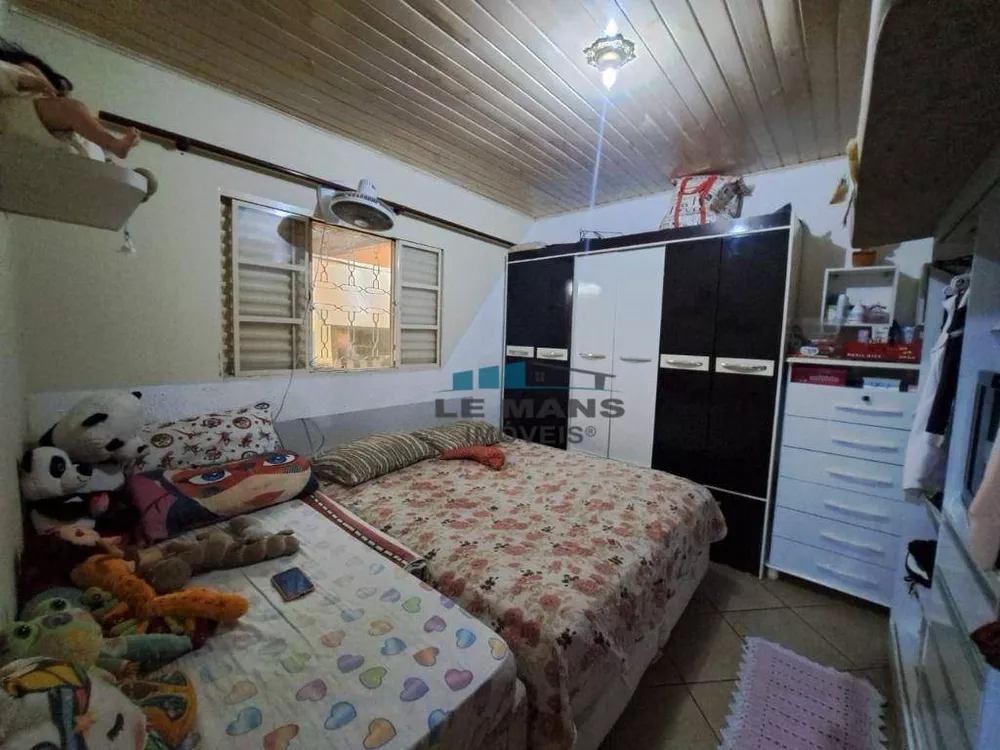 Casa à venda com 3 quartos, 82m² - Foto 8