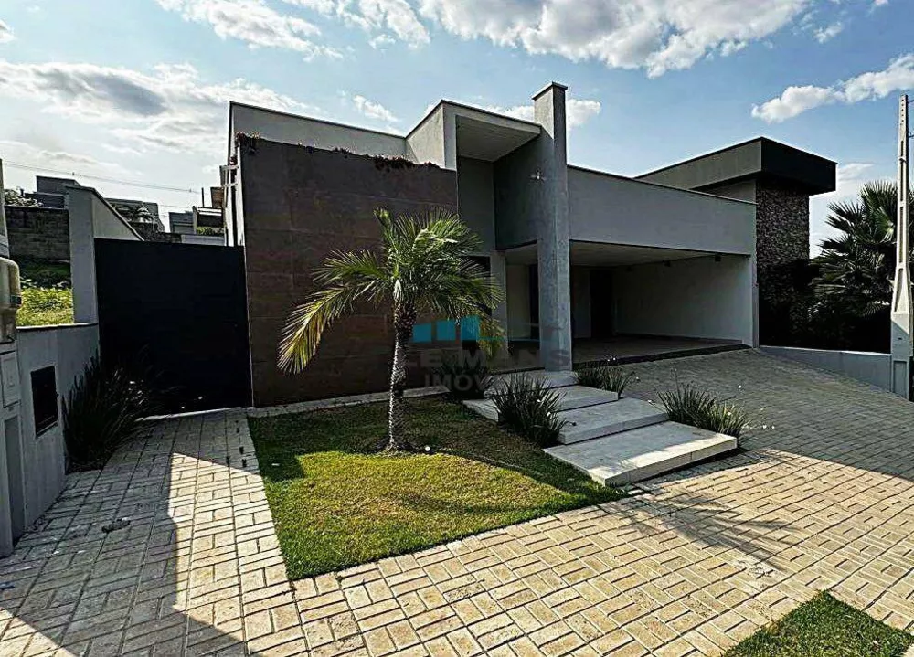 Casa de Condomínio à venda com 3 quartos, 210m² - Foto 1