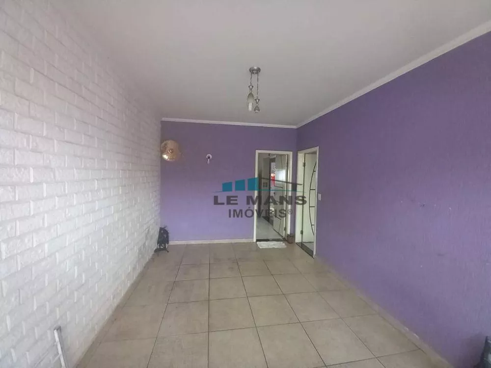 Casa à venda com 3 quartos, 136m² - Foto 3