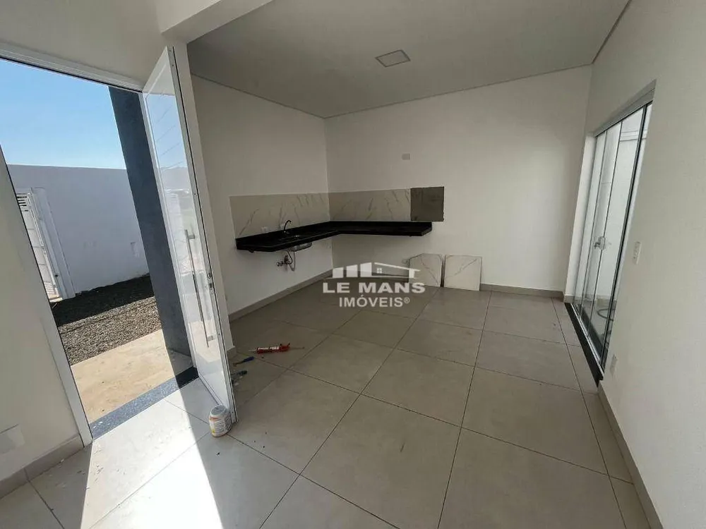 Casa, 2 quartos, 62 m² - Foto 1