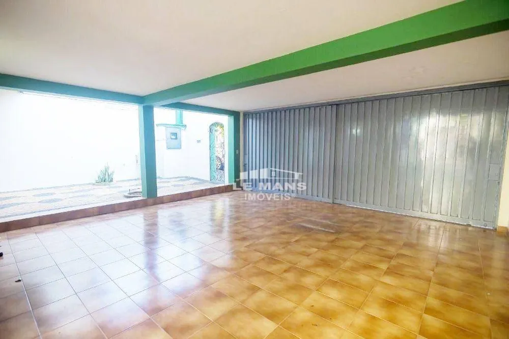 Casa, 5 quartos, 295 m² - Foto 1