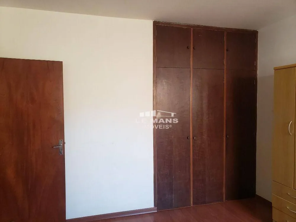 Casa, 3 quartos, 183 m² - Foto 2